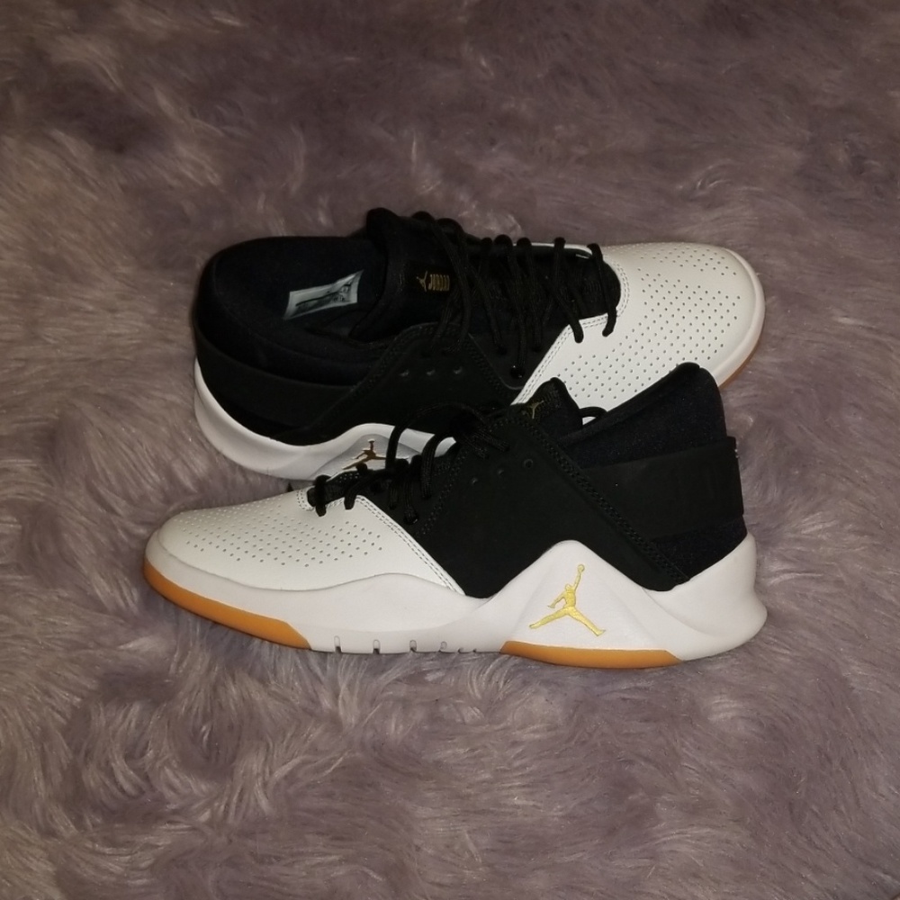 JORDAN BLACK-WHITE/GOLD